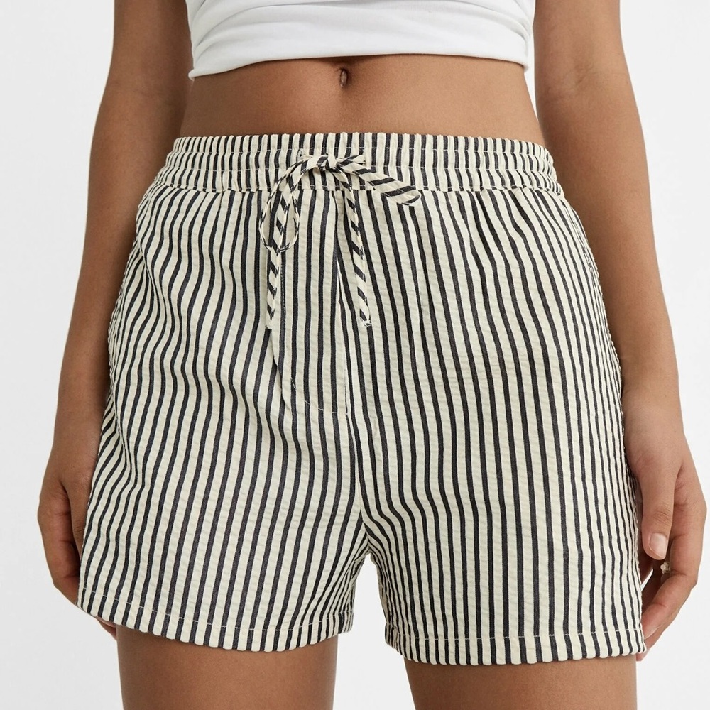 stradivarius Black & Cream Striped Drawstring Shorts